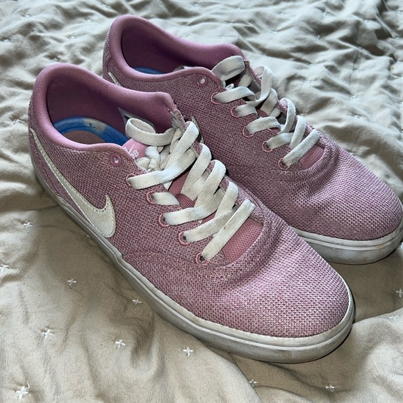 Nike “SB check” low top sneakers - Picture 2 of 8